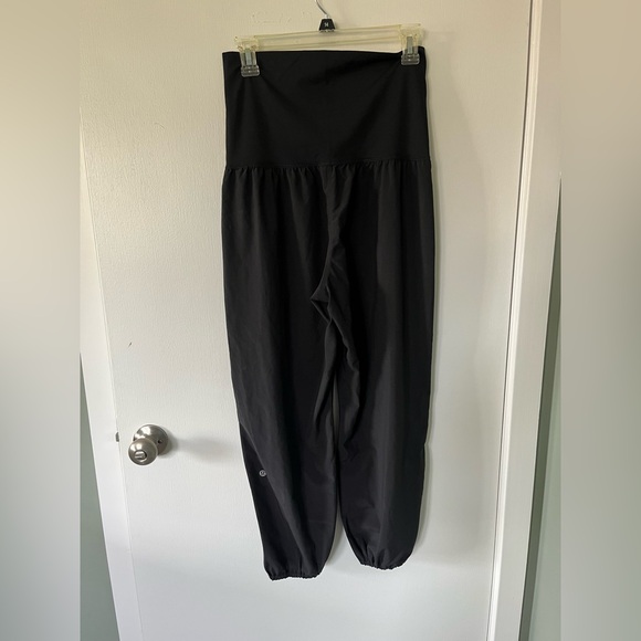 Lululemon Om Pant - Picture 1 of 4